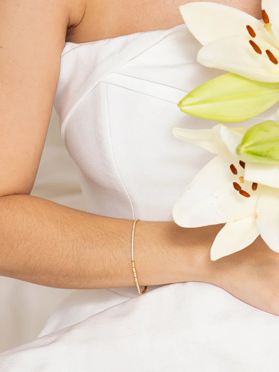 Pulseira Slim com Zircônias em Ouro