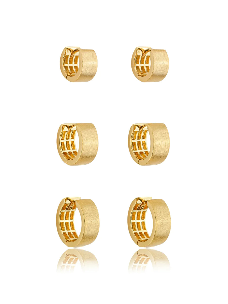 Brinco Argola Acetinada Pequena em Ouro
