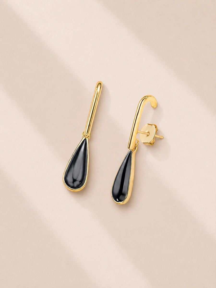 Brinco com Hematita Natural em Ouro